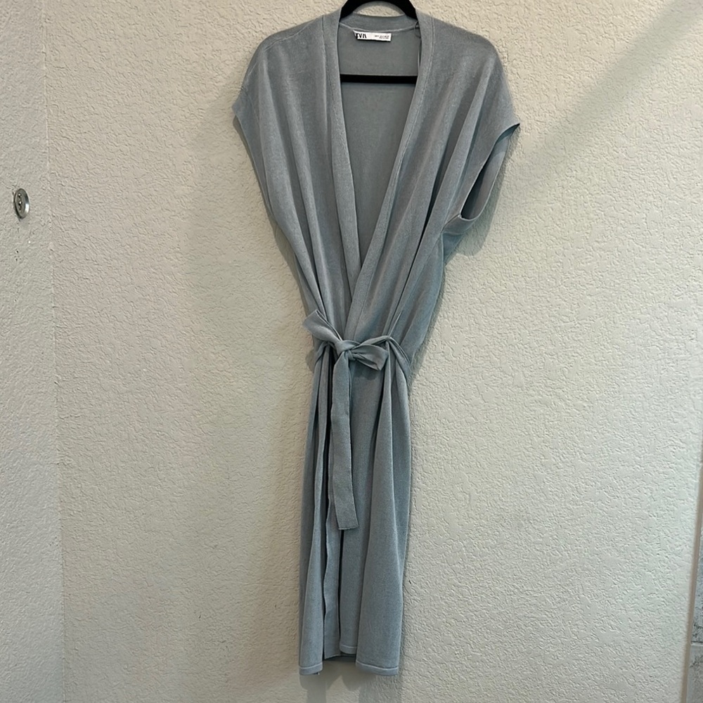 Zara Light Gray Knit Robe size S